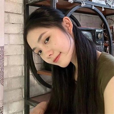 小河亲过我的脸